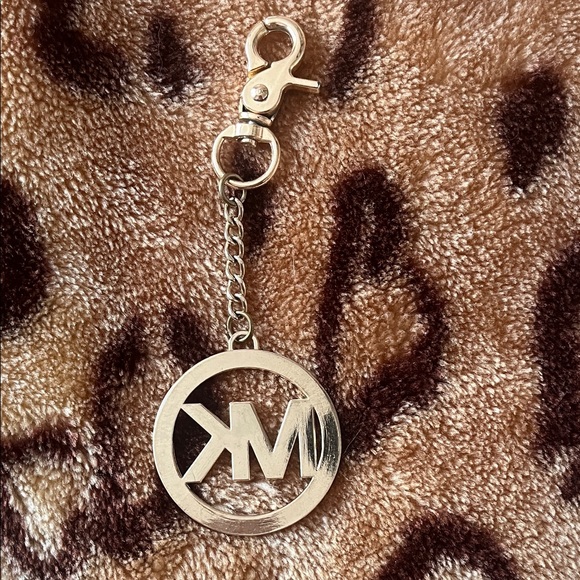 Michael Kors Gold Logo Keychain - Picture 2 of 5